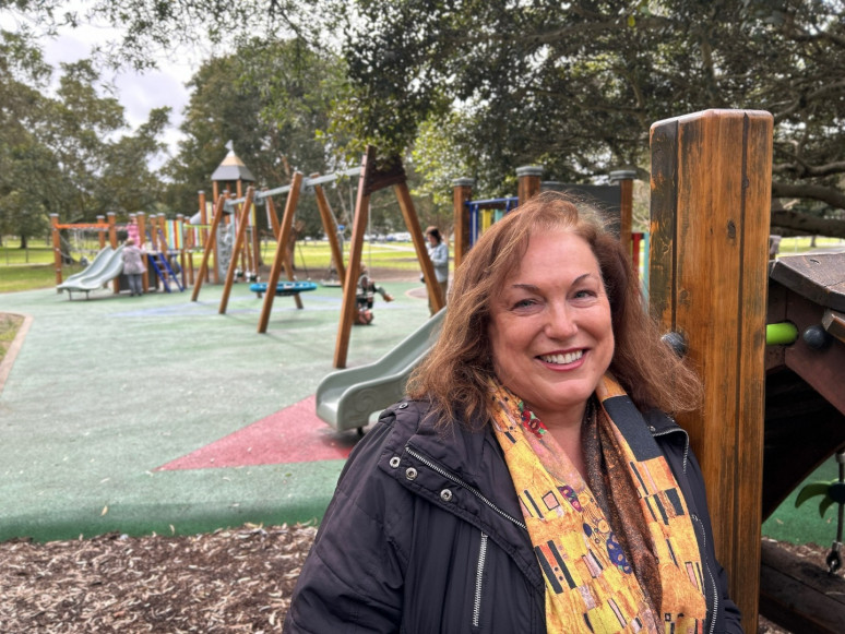 Clubhouse with Robyn Monro Miller